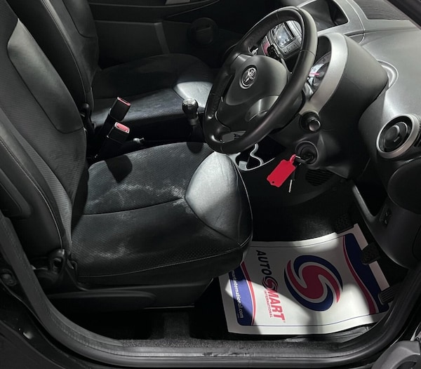 Used Toyota AYGO 2013 for sale - 76291187: Photo 23
