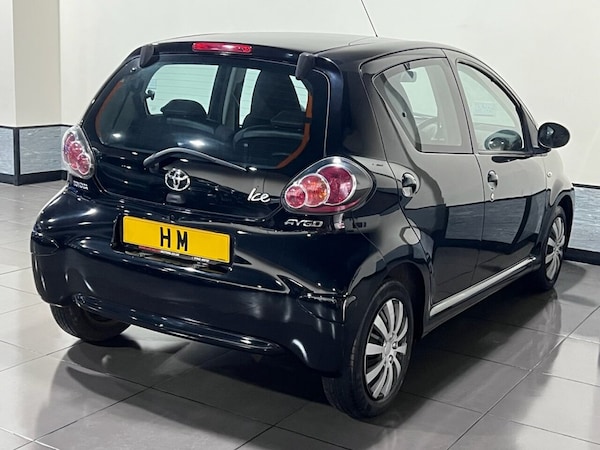 Used Toyota AYGO 2013 for sale - 76291187: Photo 2