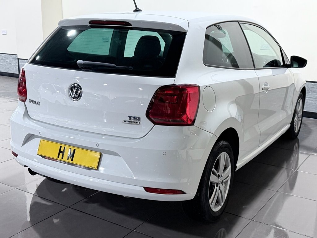 Used Volkswagen Polo 2017 for sale - 76883460: Photo 2