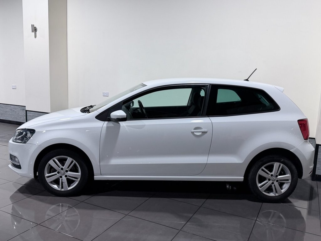 Used Volkswagen Polo 2017 for sale - 76883460: Photo 4