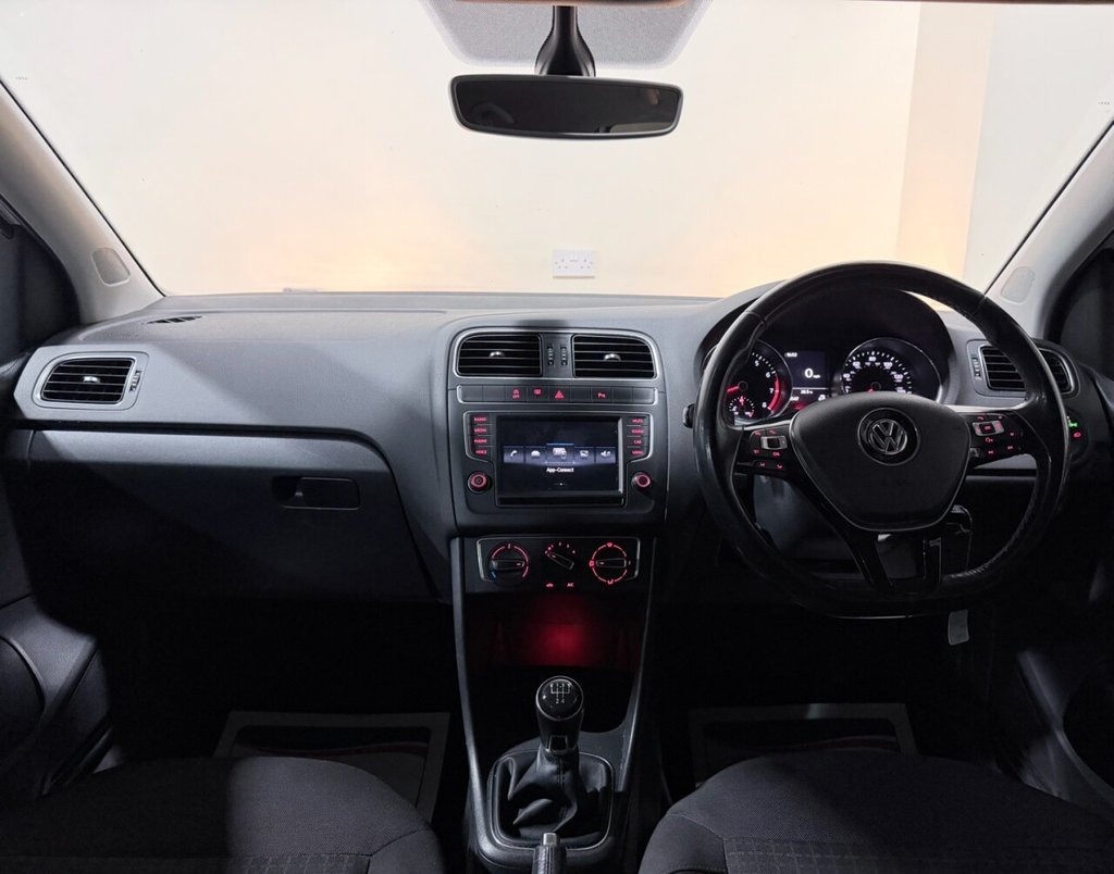 Used Volkswagen Polo 2017 for sale - 76883460: Photo 7