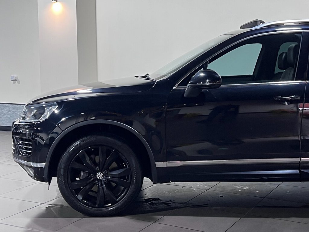 Used Volkswagen Touareg 2016 for sale - 76909705: Photo 17