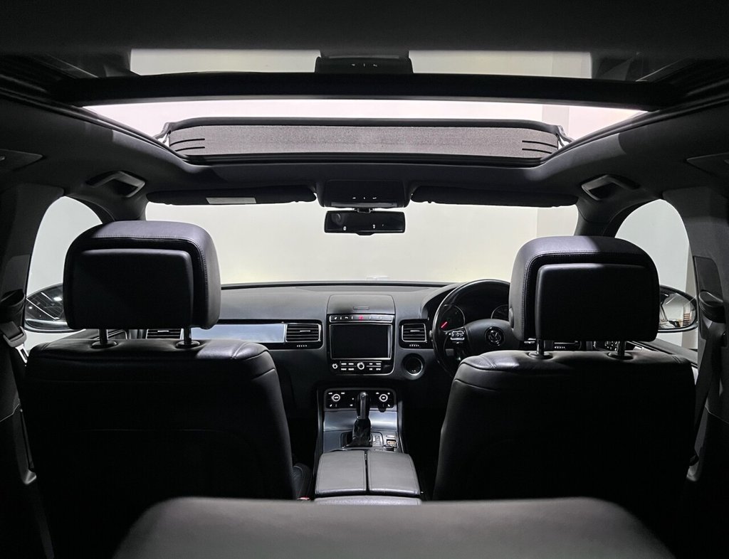 Used Volkswagen Touareg 2016 for sale - 76909705: Photo 32