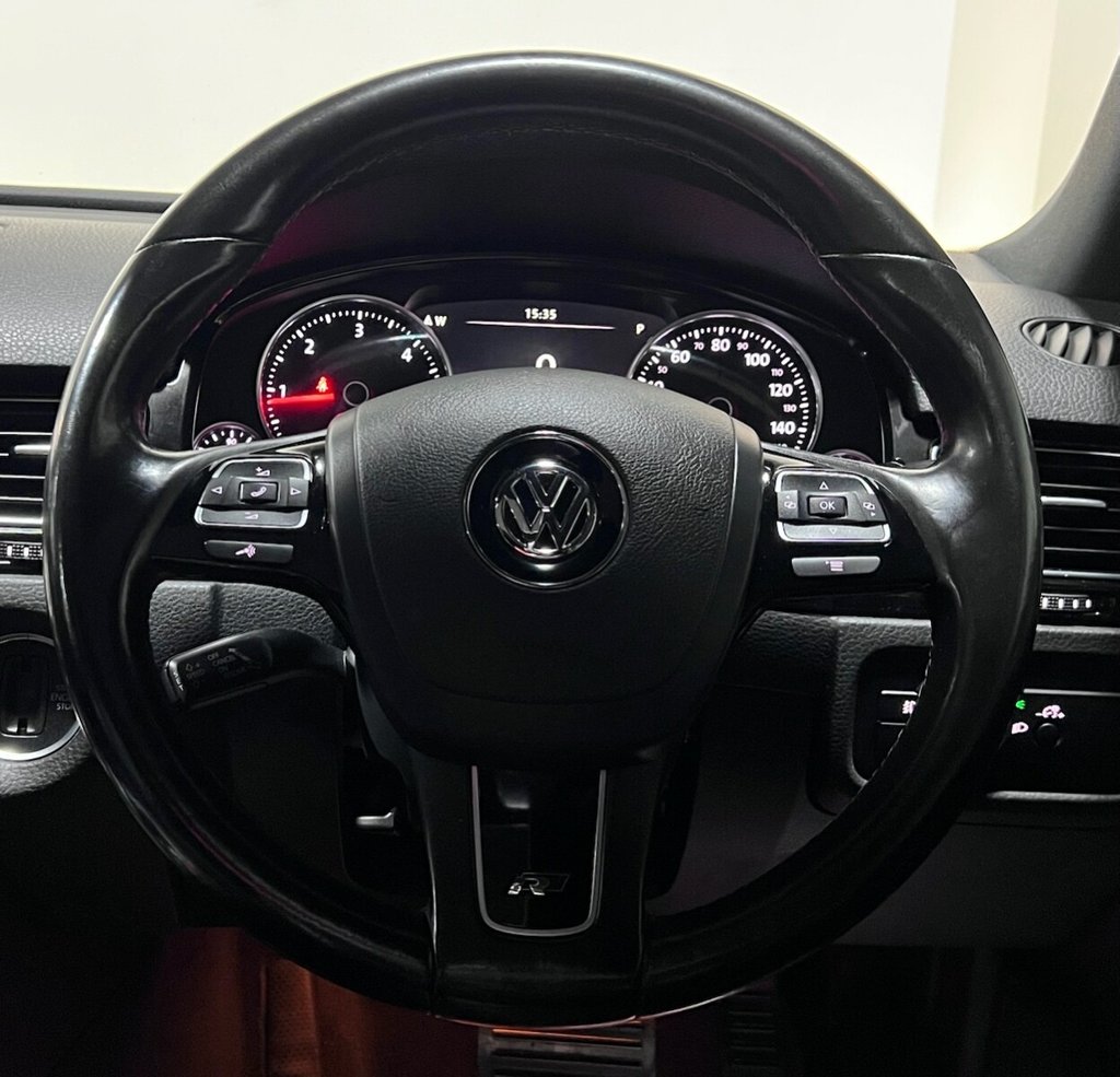 Used Volkswagen Touareg 2016 for sale - 76909705: Photo 8