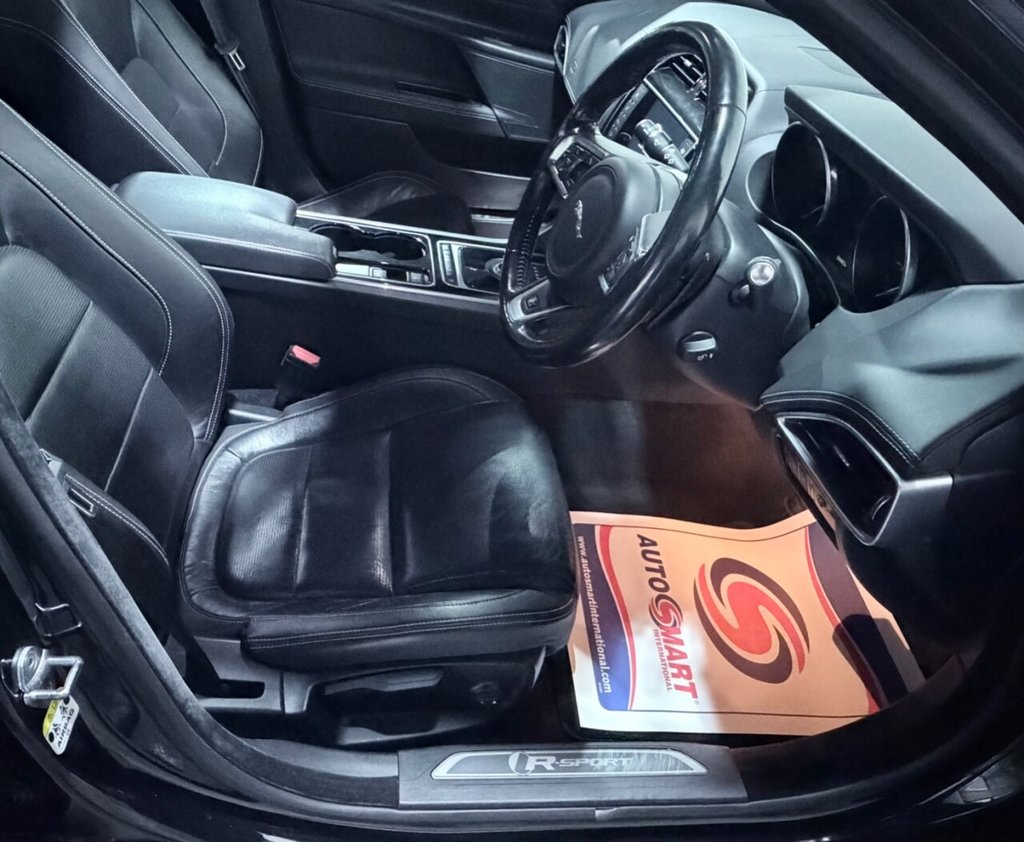 Used Jaguar XE 2016 for sale - 77356172: Photo 23