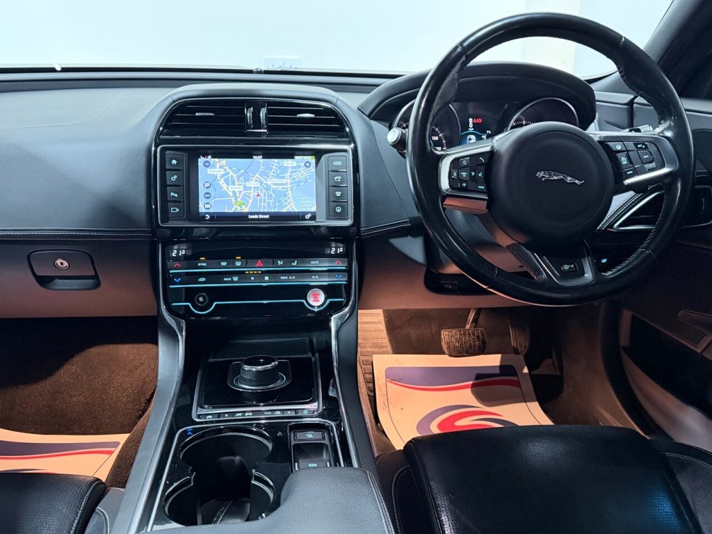 Used Jaguar XE 2016 for sale - 77356172: Photo 25