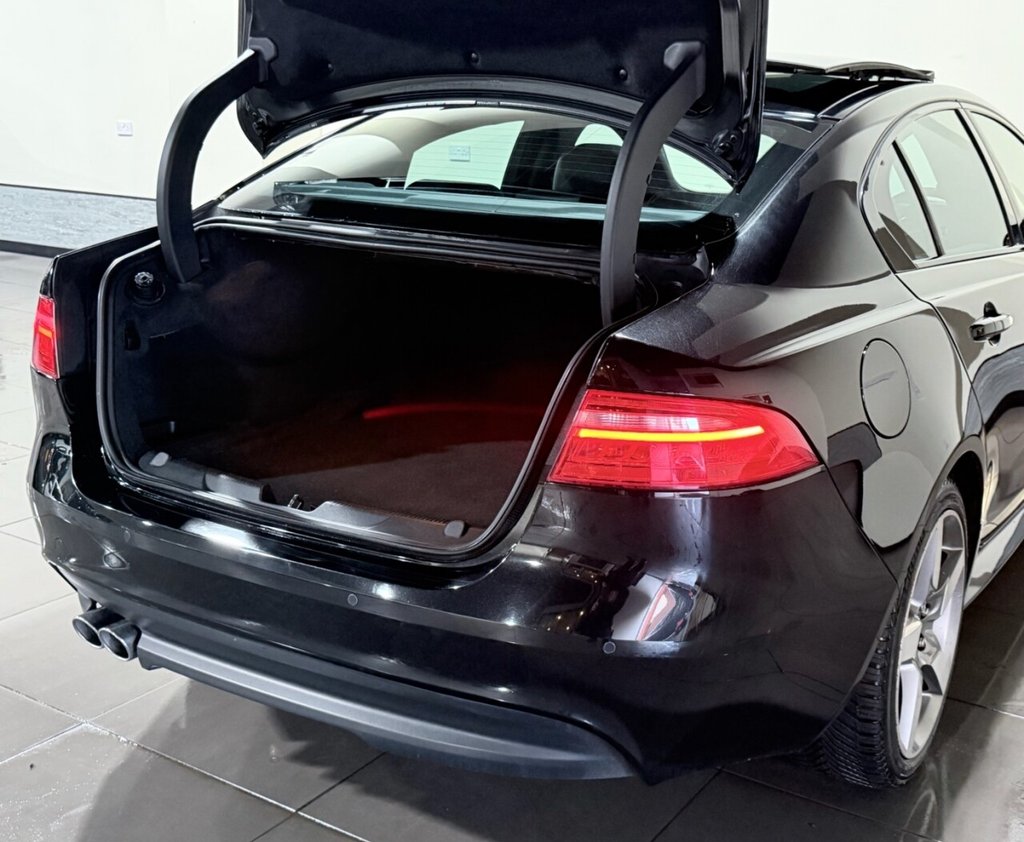 Used Jaguar XE 2016 for sale - 77356172: Photo 34