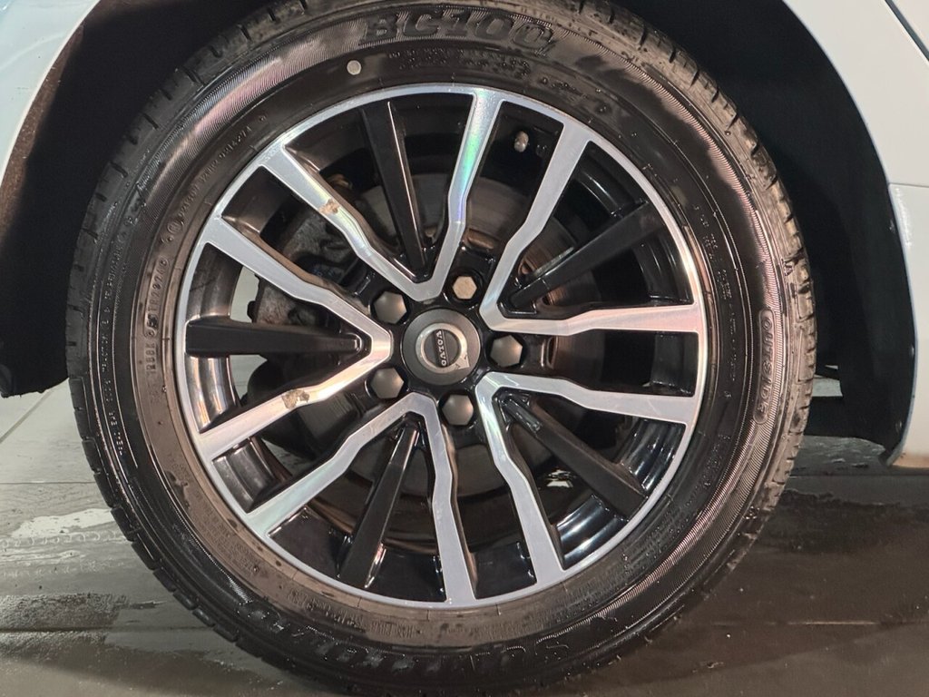 Used Volvo V40 2018 for sale - 78002364: Photo 32