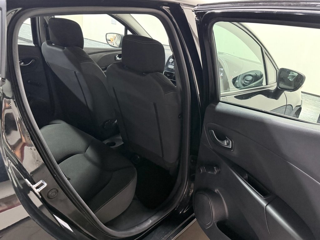 Used Renault Clio 2017 for sale - 77250301: Photo 27