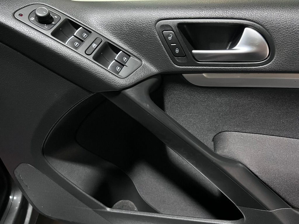 Used Volkswagen Tiguan 2015 for sale - 76481766: Photo 22