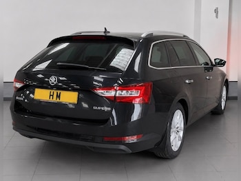 Used Skoda Superb 2018 for sale - 78768630: Photo