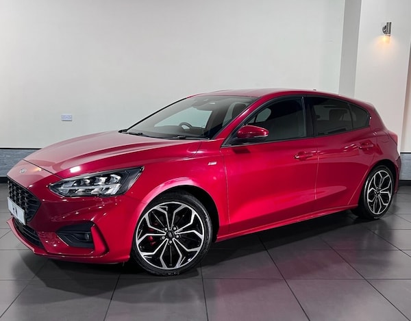 Used Ford Focus 2020 for sale - 76266704: Photo 1