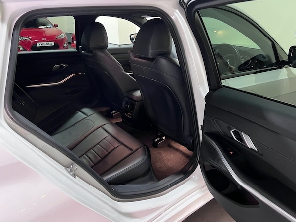 Used BMW 3 Series 2021 for sale - 75572978: Photo 28