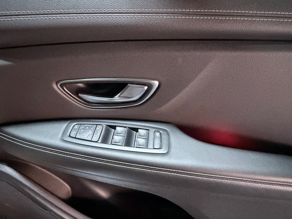 Used Renault Scenic 2017 for sale - 77563981: Photo 24