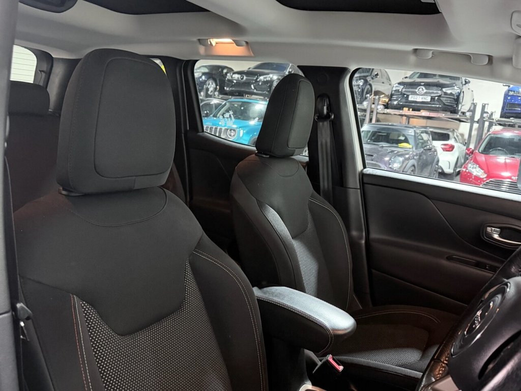 Used Jeep Renegade 2018 for sale - 77534097: Photo 13