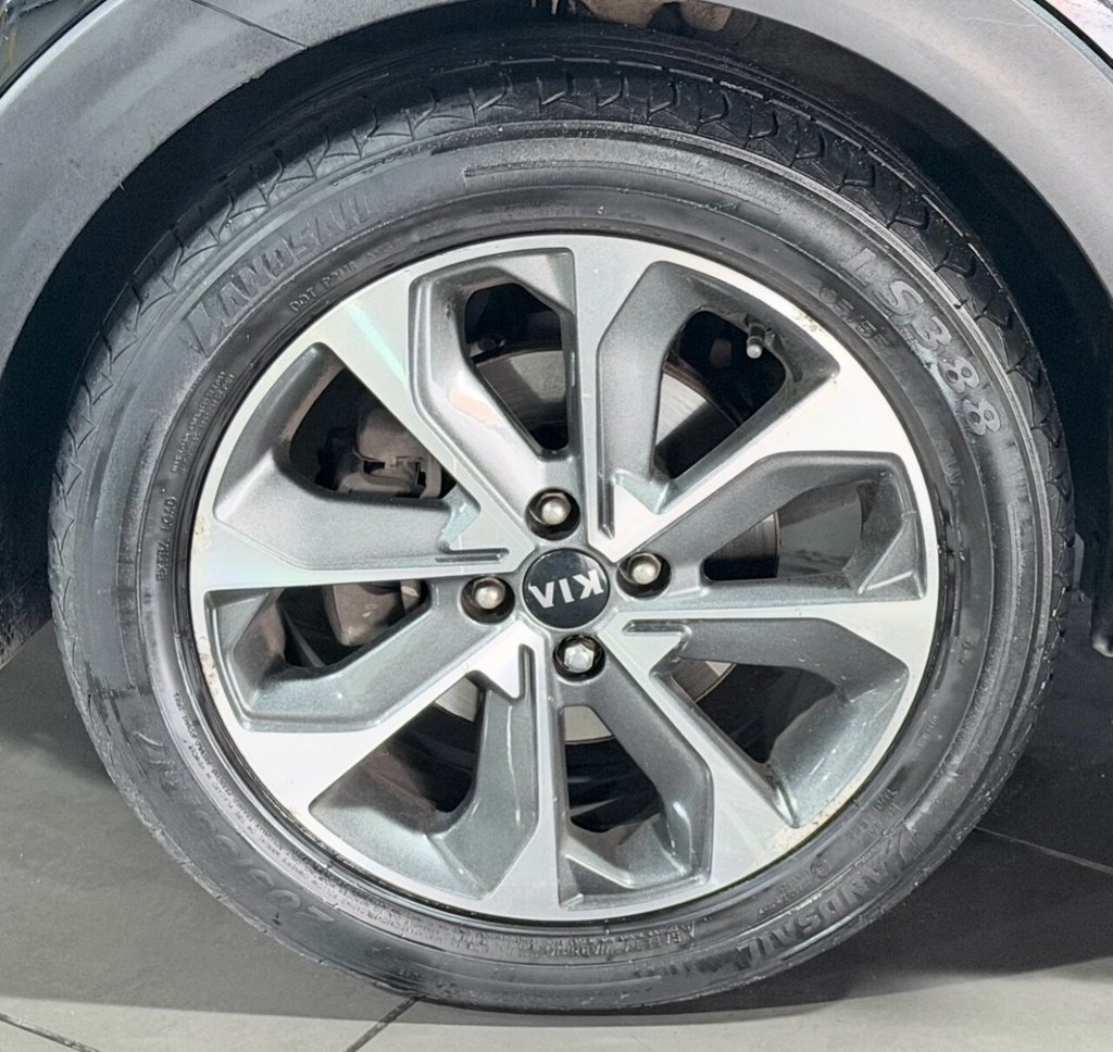 Used Kia Stonic 2019 for sale - 77655172: Photo 35