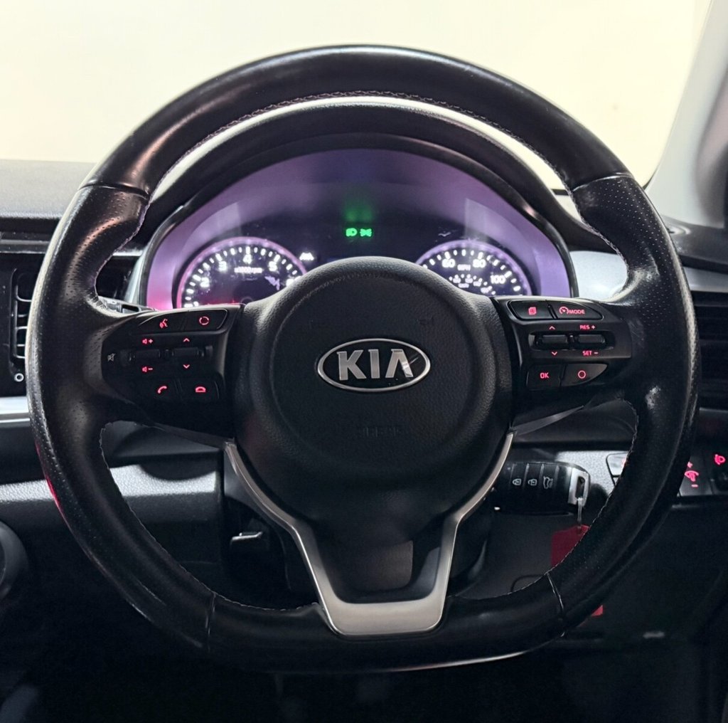 Used Kia Stonic 2019 for sale - 77655172: Photo 8