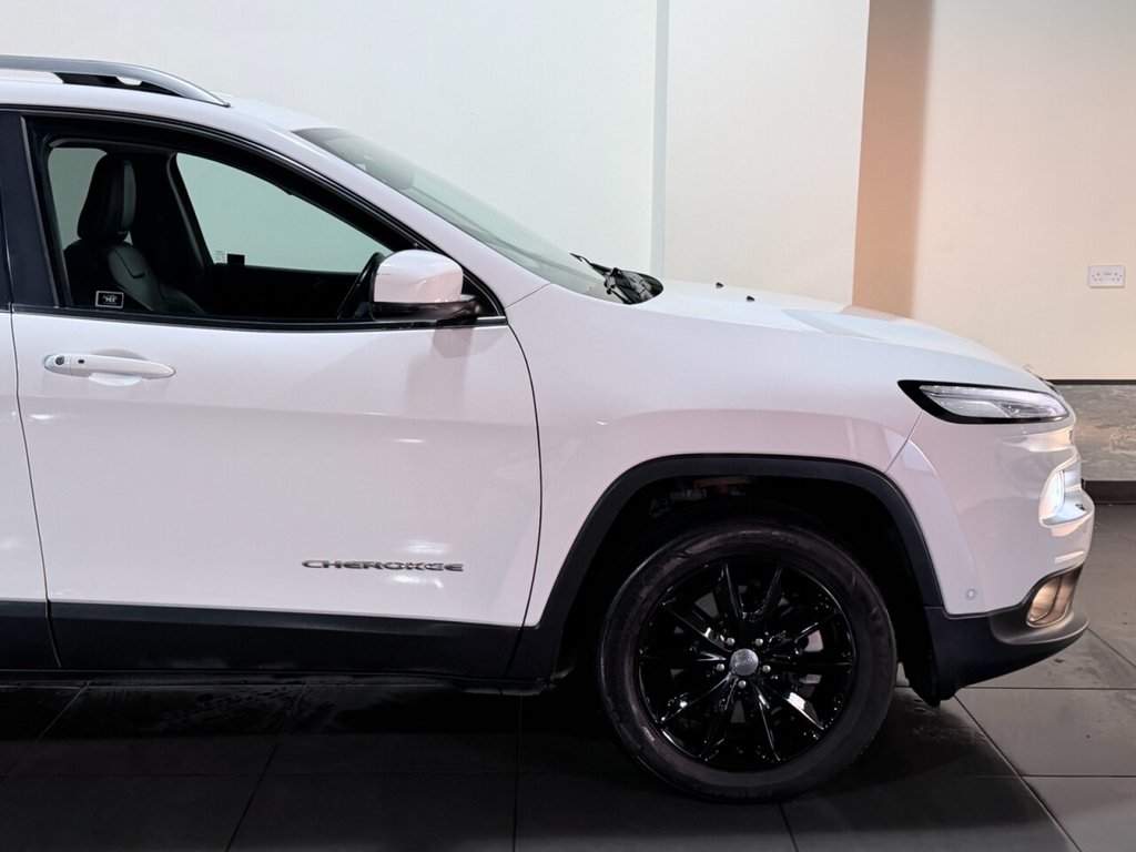 Used Jeep Cherokee 2015 for sale - 77355682: Photo 16