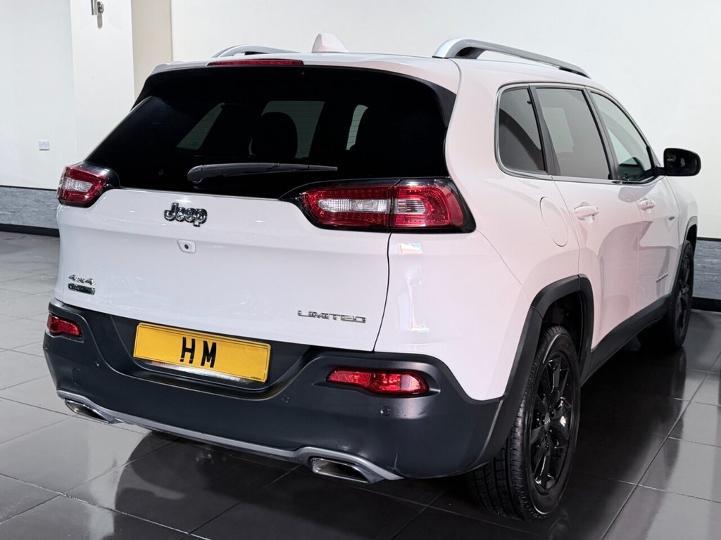 Used Jeep Cherokee 2015 for sale - 77355682: Photo 2