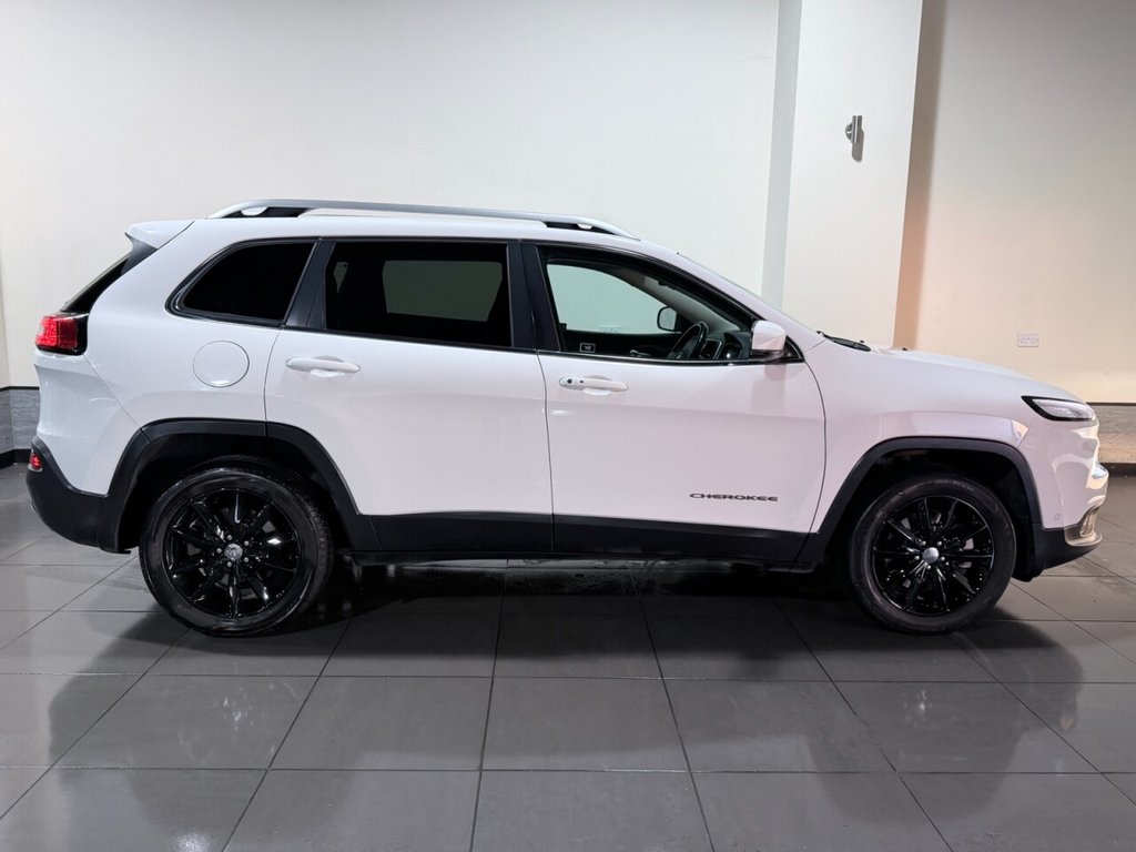 Used Jeep Cherokee 2015 for sale - 77355682: Photo 3