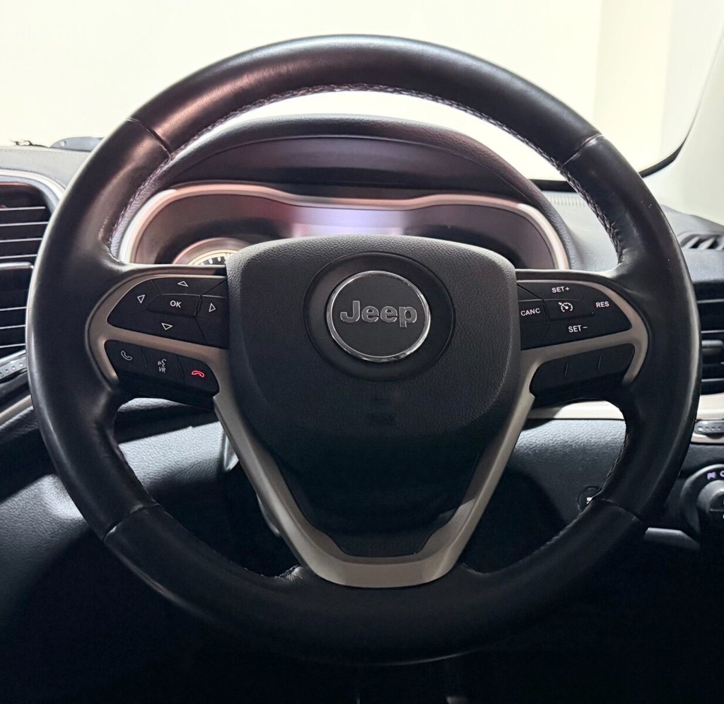 Used Jeep Cherokee 2015 for sale - 77355682: Photo 8