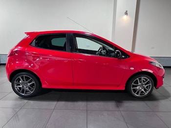 Used Mazda Mazda2 2013 for sale - 75801425: Photo