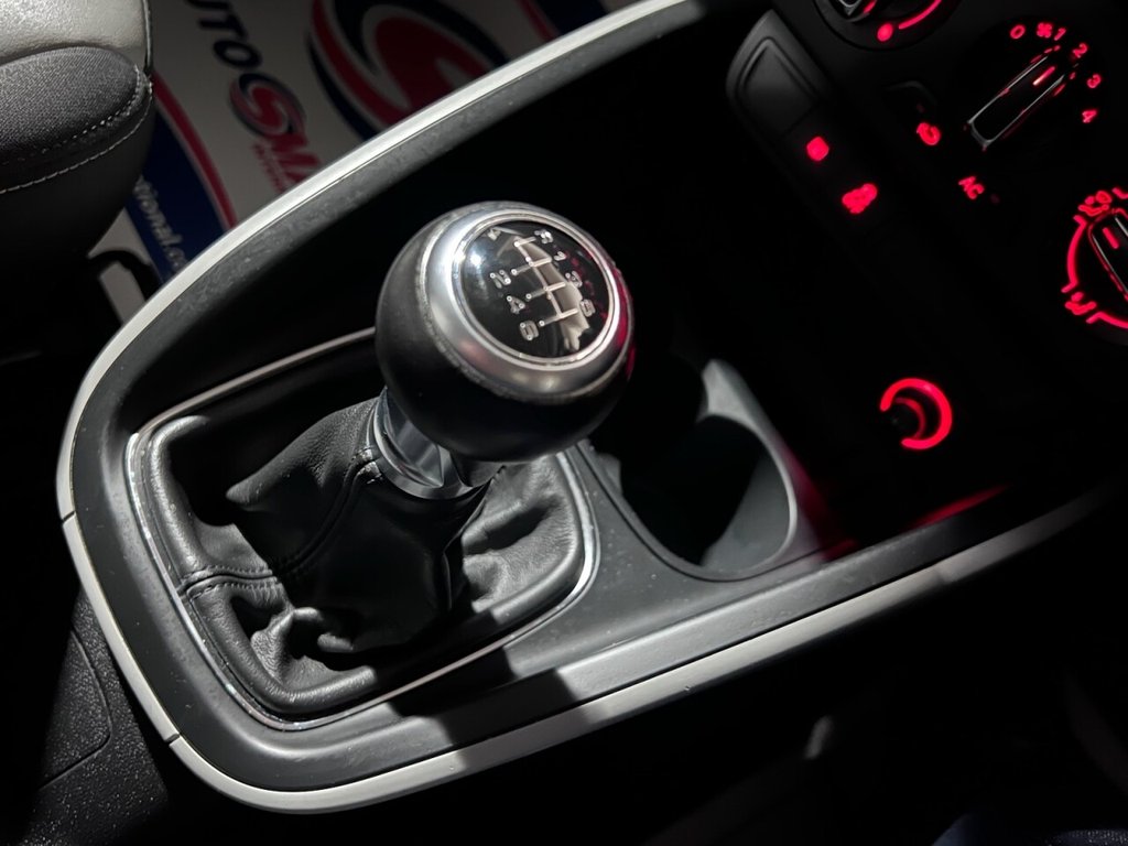 Used Audi A1 2011 for sale - 76631786: Photo 12