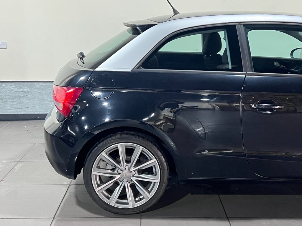 Used Audi A1 2011 for sale - 76631786: Photo 14