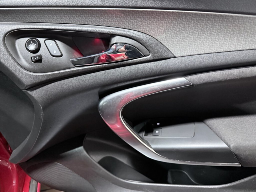 Used Vauxhall Insignia 2014 for sale - 76724941: Photo 21