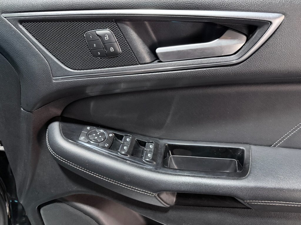 Used Ford Edge 2017 for sale - 77583560: Photo 25