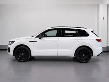 Used Volkswagen Touareg 2018 for sale - 78543580: Photo