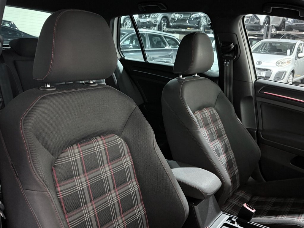 Used Volkswagen Golf 2018 for sale - 78017696: Photo 13