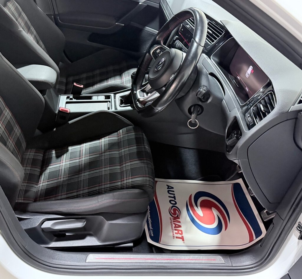 Used Volkswagen Golf 2018 for sale - 78017696: Photo 23