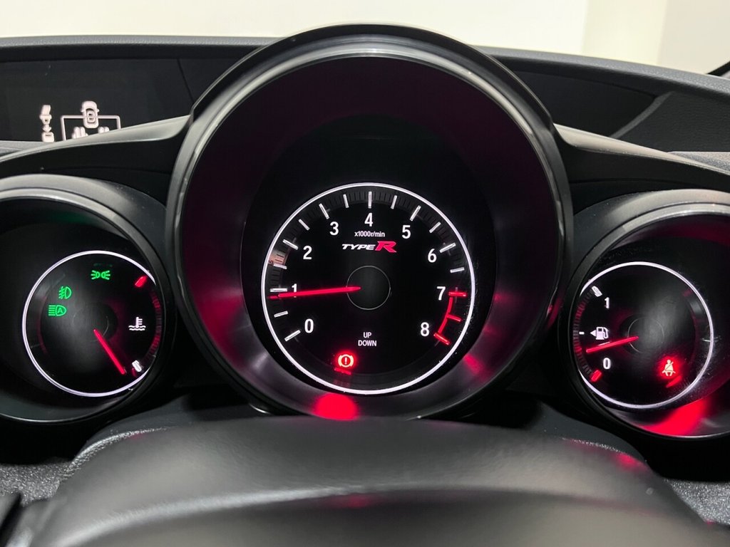 Used Honda Civic 2016 for sale - 76202371: Photo 10