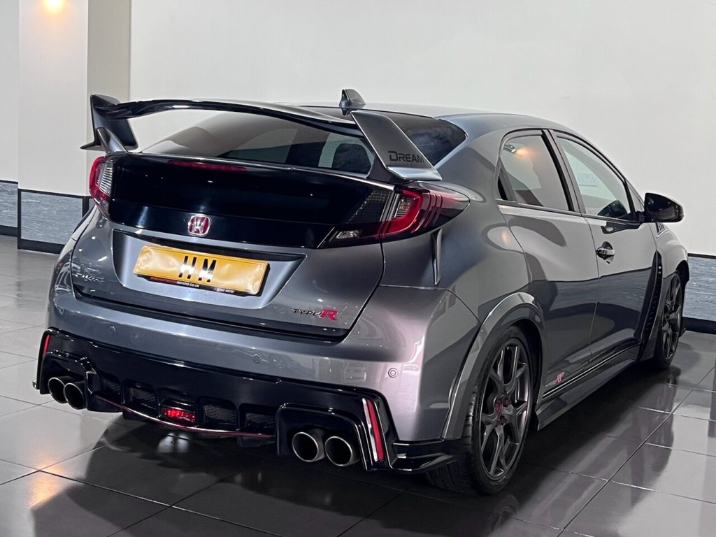 Used Honda Civic 2016 for sale - 76202371: Photo 2