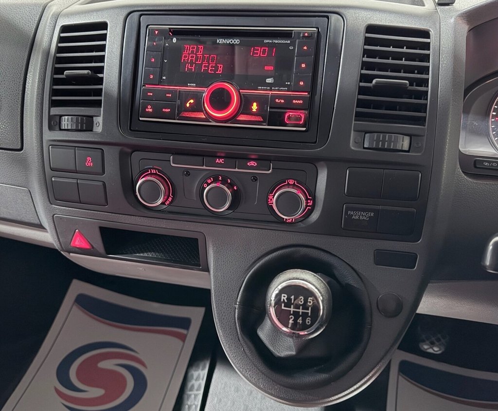 Used Volkswagen Transporter 2012 for sale - 77563905: Photo 10