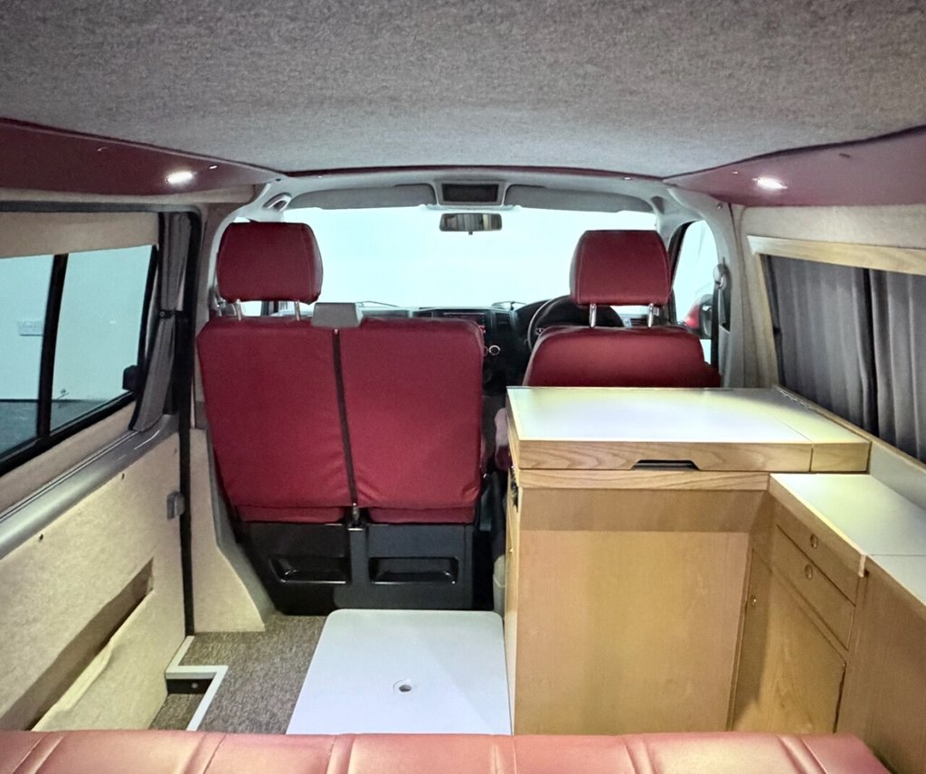 Used Volkswagen Transporter 2012 for sale - 77563905: Photo 45