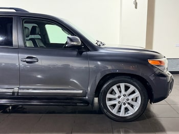 Used Toyota Land Cruiser 2014 for sale - 78583005: Photo