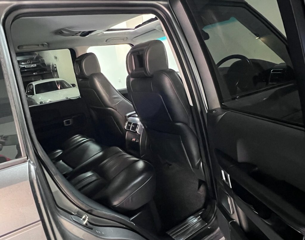 Vehicle 33