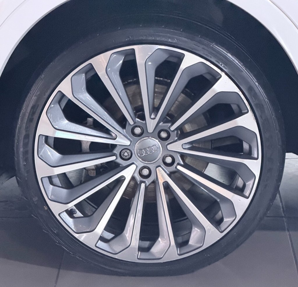 Used Audi Q3 2017 for sale - 77176526: Photo 40