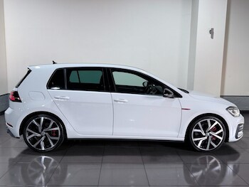 Used Volkswagen Golf 2019 for sale - 78406269: Photo