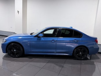 Used BMW 3 Series 2016 for sale - 77642940: Photo