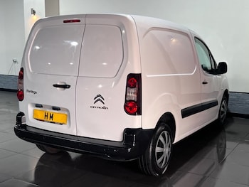 Used Citroen Berlingo 2017 for sale - 76147342: Photo