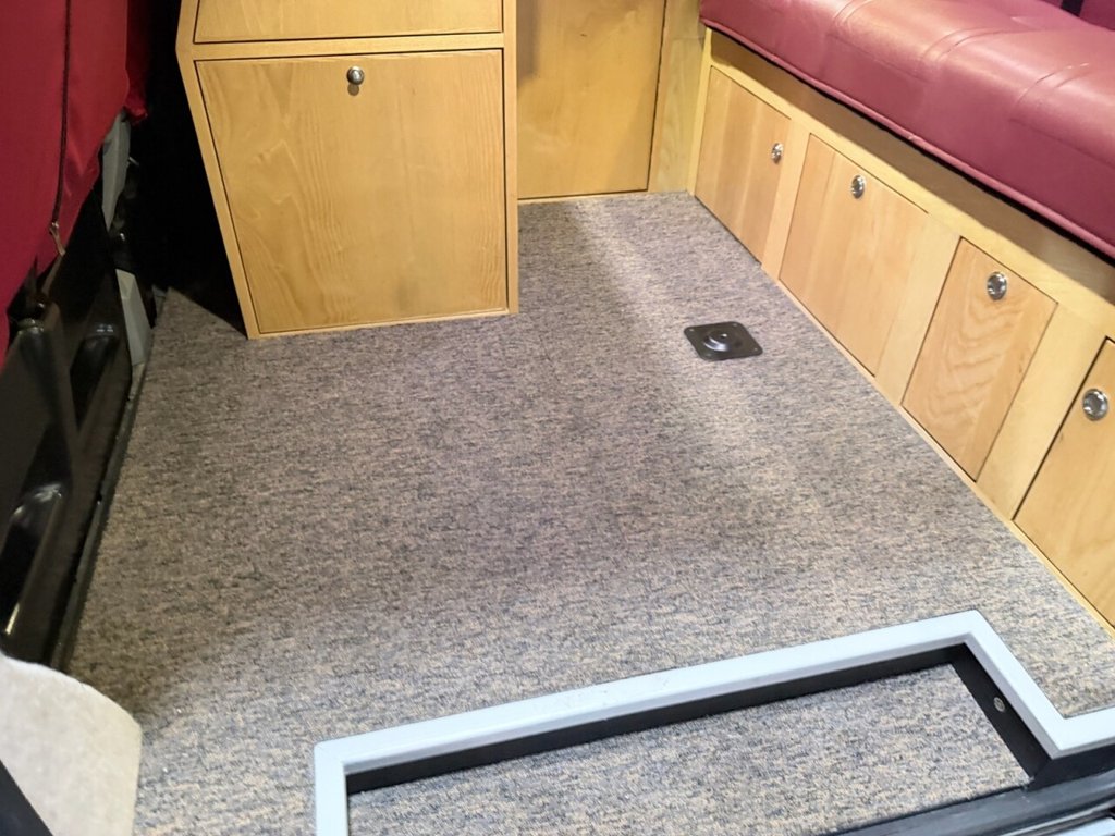 Used Volkswagen Transporter 2012 for sale - 77936485: Photo 31