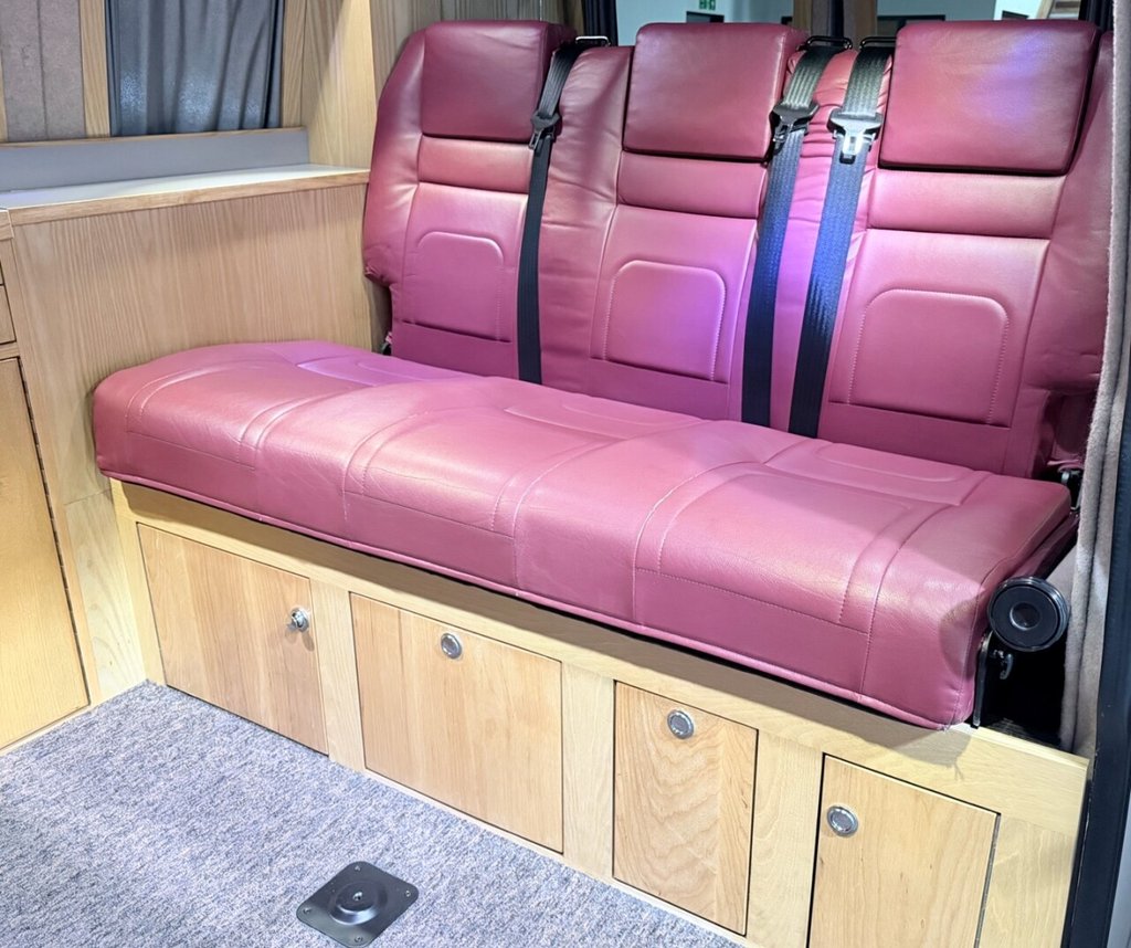 Used Volkswagen Transporter 2012 for sale - 77936485: Photo 43