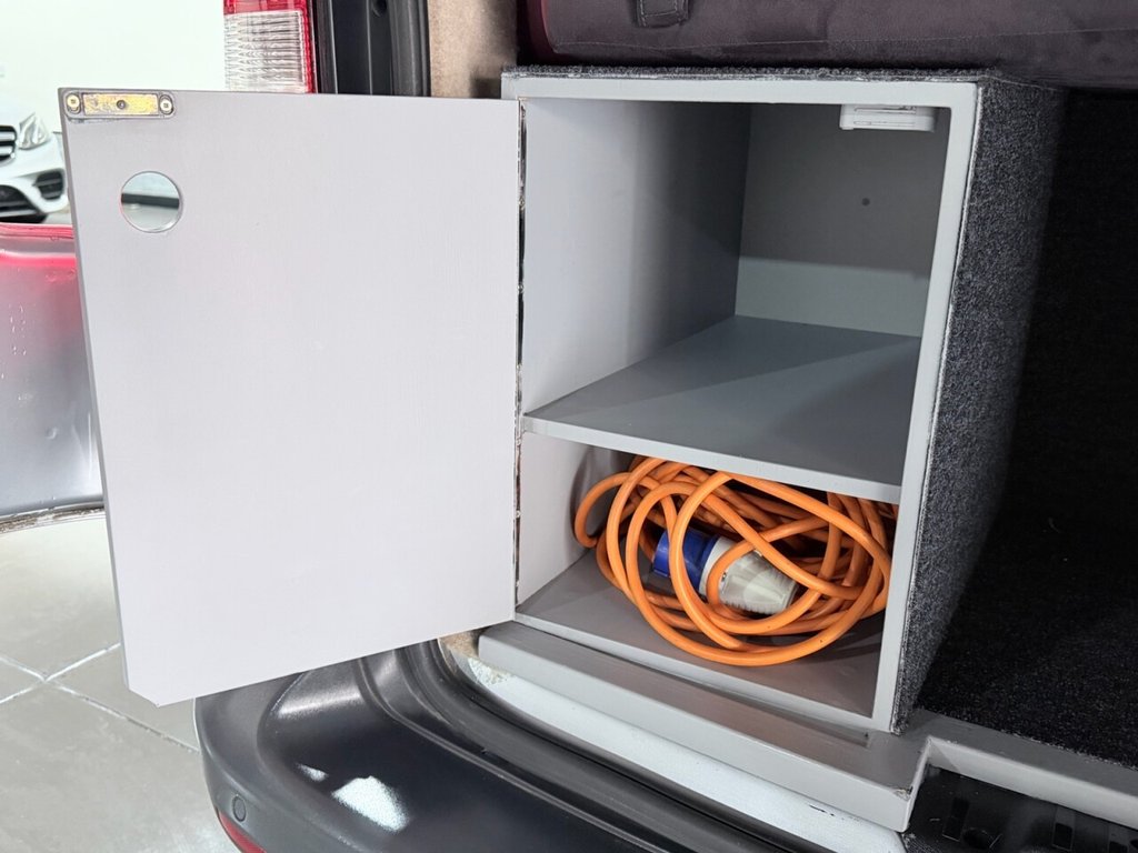 Used Volkswagen Transporter 2012 for sale - 77936485: Photo 49