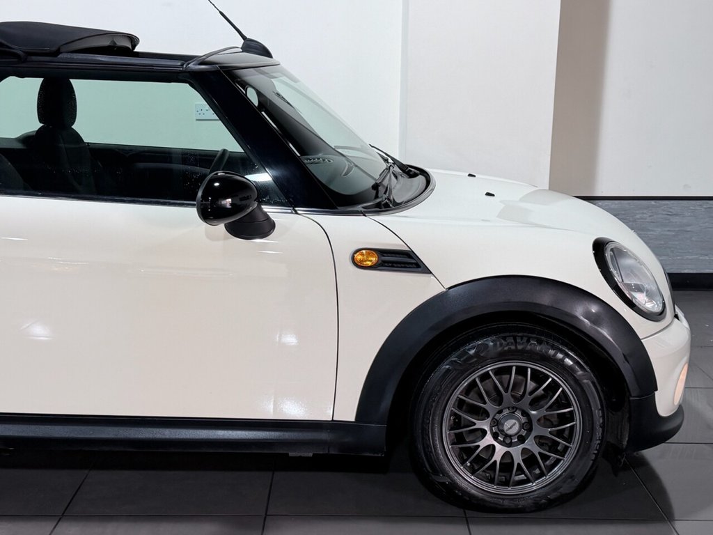 Used MINI Convertible 2014 for sale - 77399756: Photo 16