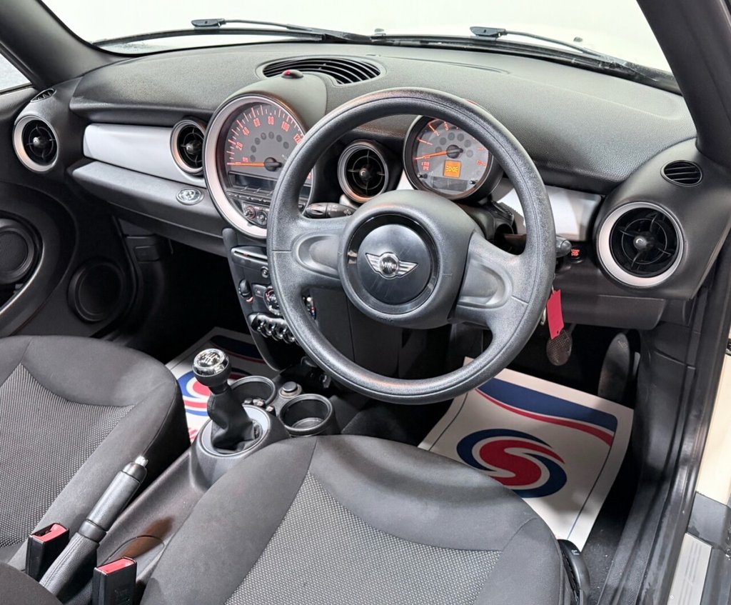 Used MINI Convertible 2014 for sale - 77399756: Photo 25