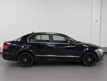 Used Skoda Superb 2013 for sale - 78793055: Photo