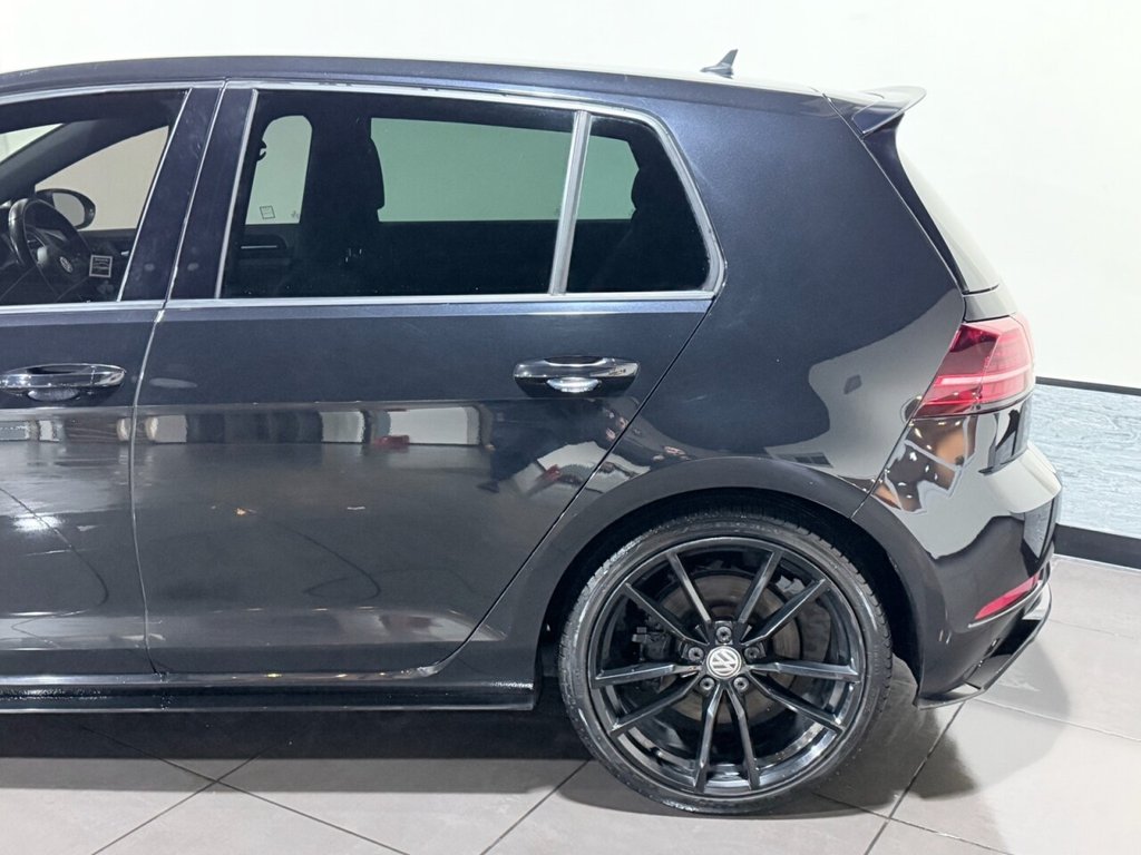 Used Volkswagen Golf 2017 for sale - 77176530: Photo 17